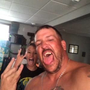 Meet your Posher, Ray